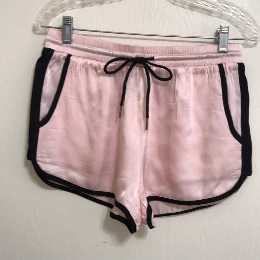 FOREVER 21 Shorts Light Pink & - Picture 1 of 7
